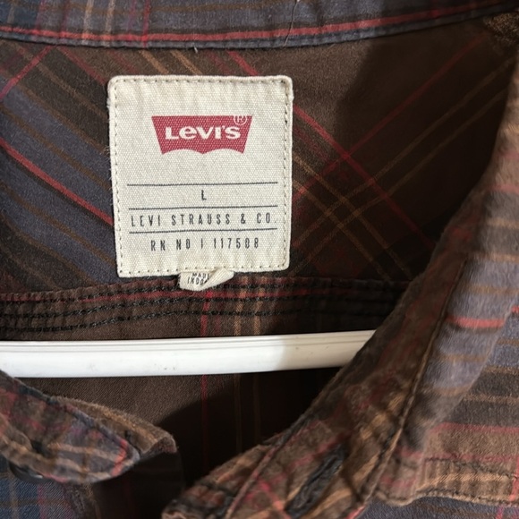 LEVIS Brown Plaid Button Down Long Sleeve - Picture 2 of 4
